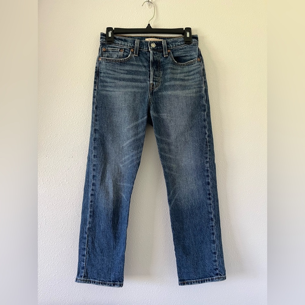 Levi’s wedgie straight jeans